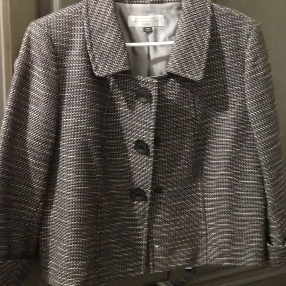 Tahari Blazer